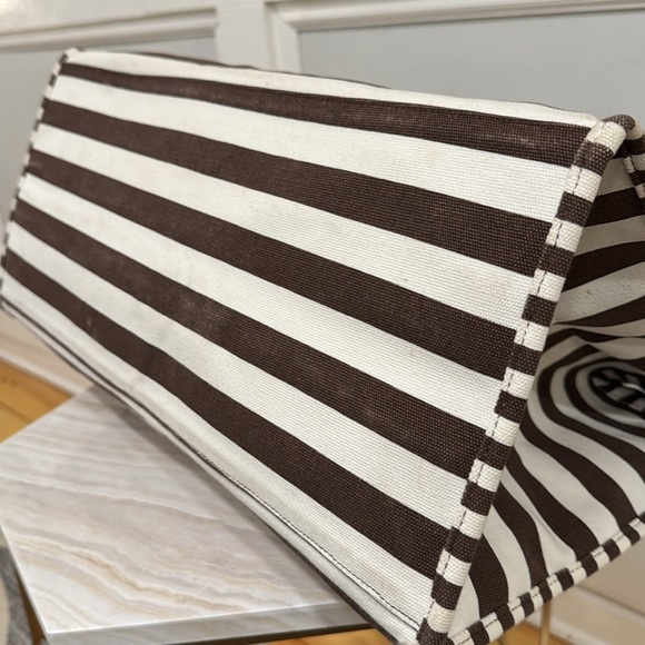 Henri Bendel Bag Large Canvas Striped Logo Tote Bag - Picture 9 of 17